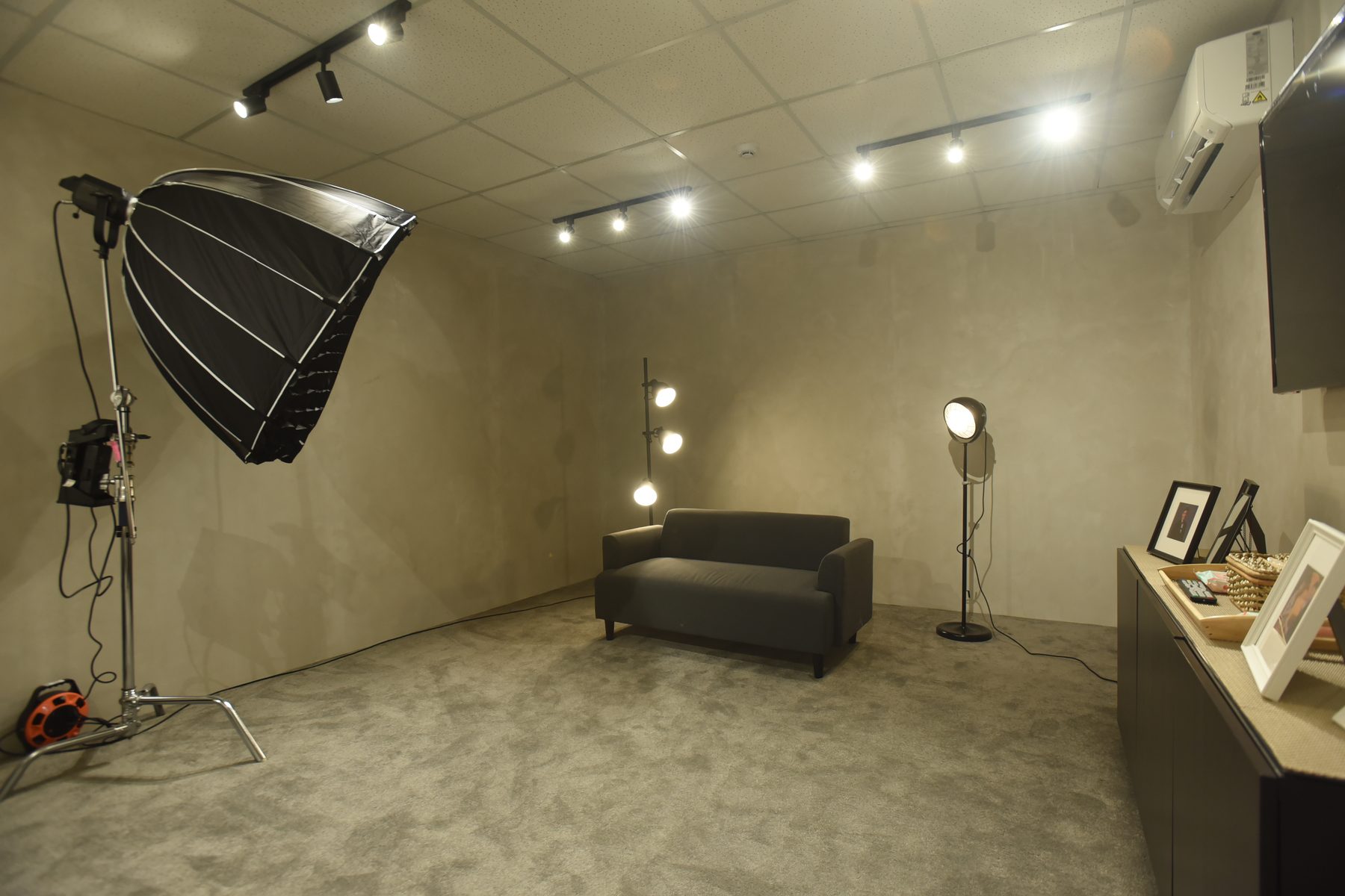 Podcast Room alternate view
